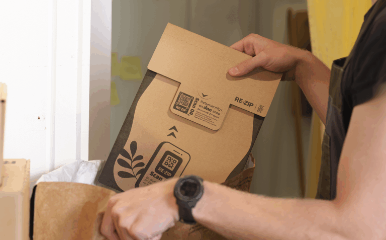 Reusable RE-ZIP packaging being packed