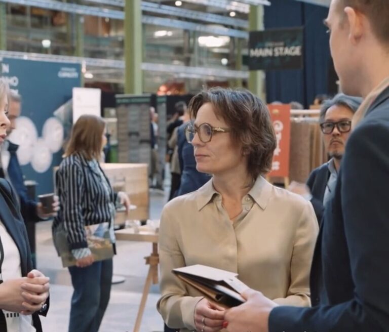 EU Commissioner visiting RE-ZIP at LOOP Forum Copenhagen